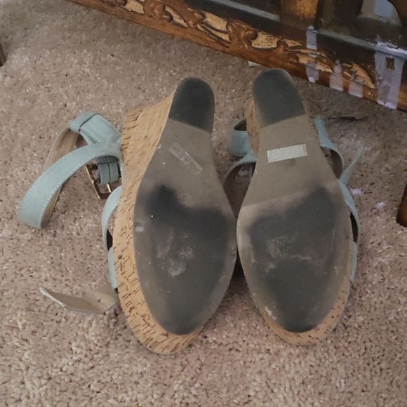 Sold! Mint wedges 7.5 - Picture 3 of 5